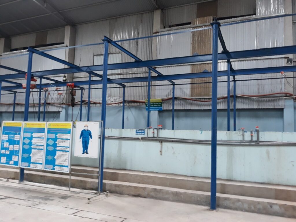 Hệ thống tẩy rửa kim loại có thành phần nguy hại