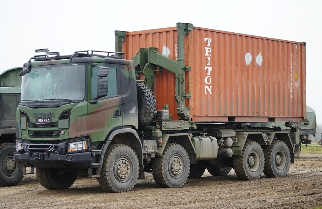 Xe hooklift 7 tấn 01
